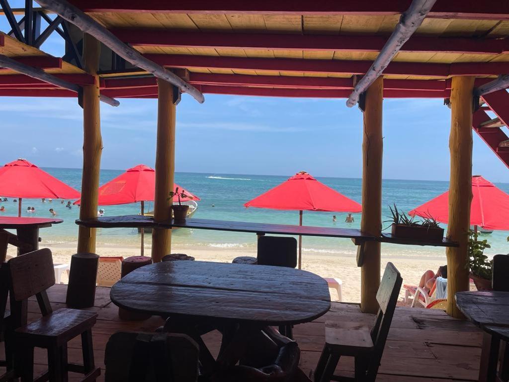 Princesa Del Mar Hotel Pendales Ngoại thất bức ảnh