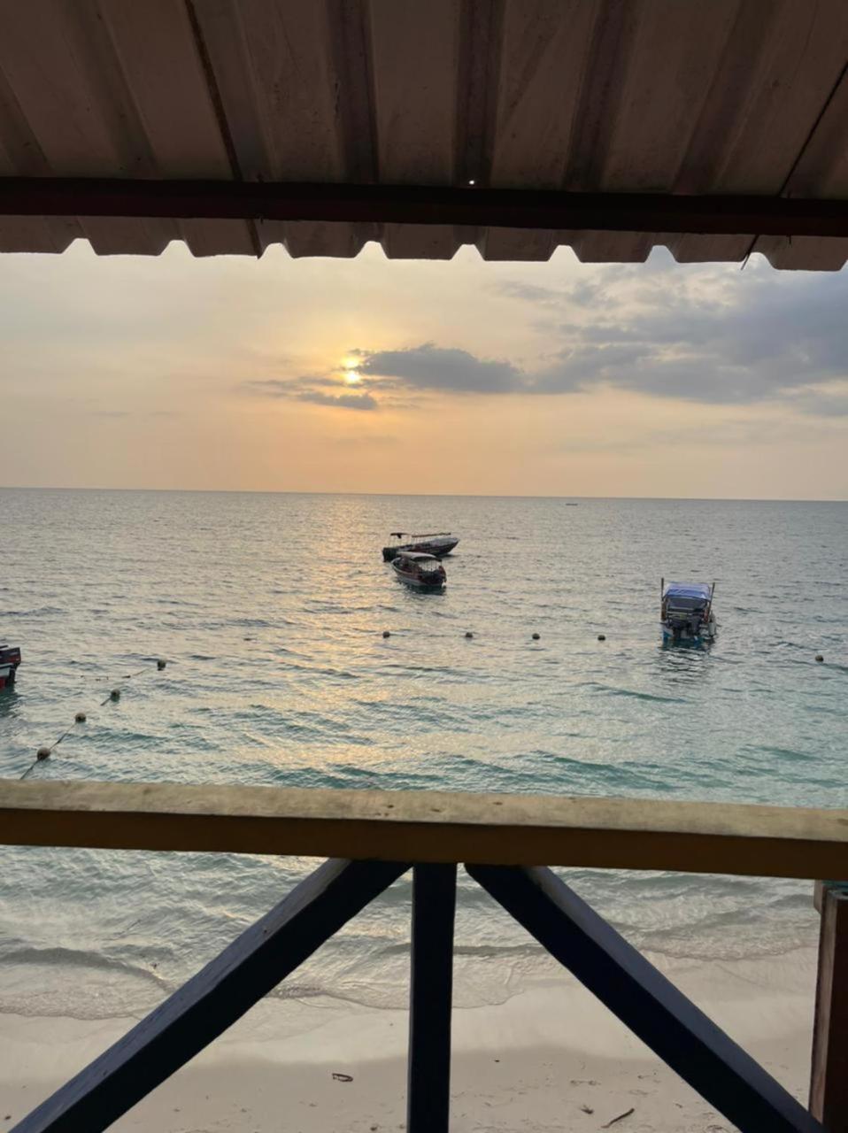 Princesa Del Mar Hotel Pendales Ngoại thất bức ảnh